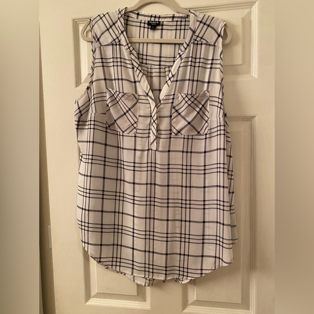 Torrid Sleeveless Plaid Women's Top